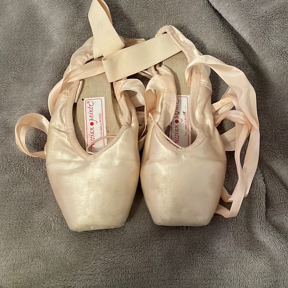 Pointe shoes